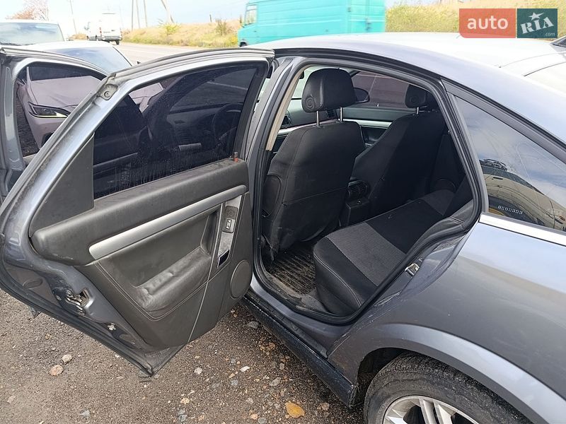 Лифтбек Opel Vectra 2003 в Одессе