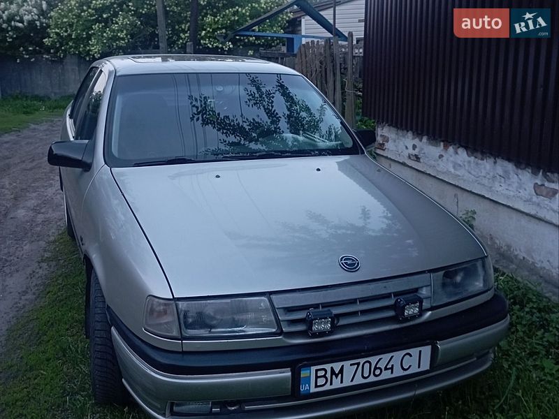 Седан Opel Vectra 1990 в Конотопе