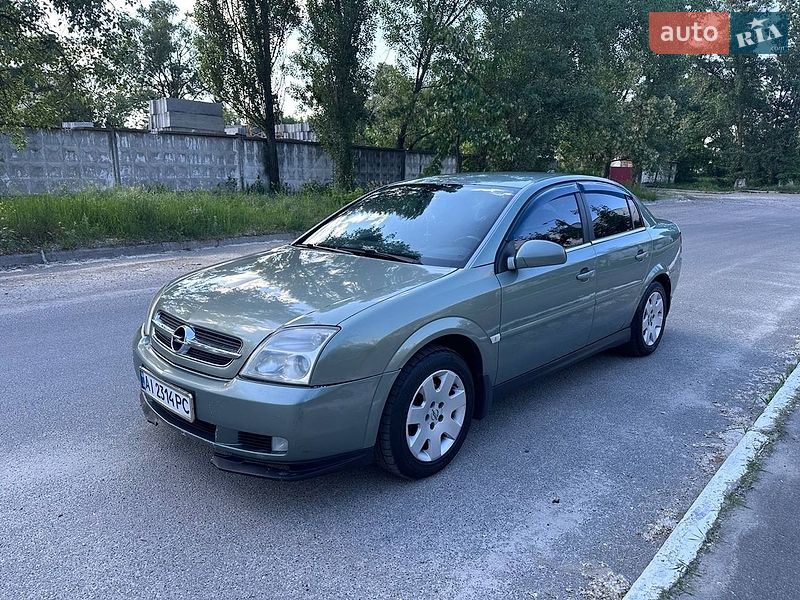 Седан Opel Vectra 2004 в Киеве