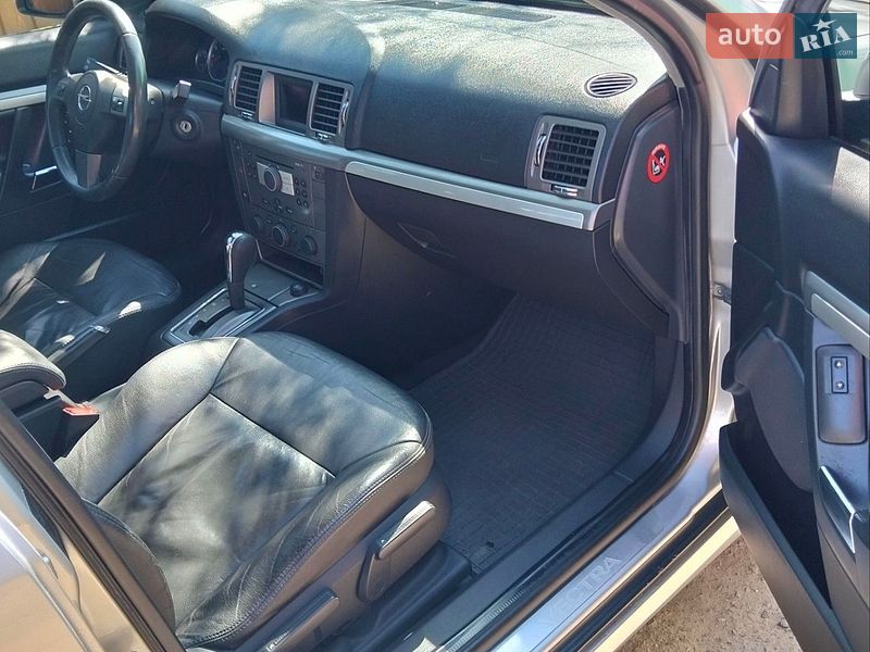 Седан Opel Vectra 2008 в Ровно фото 8 Седан Opel Vectra 2008 в Ровно