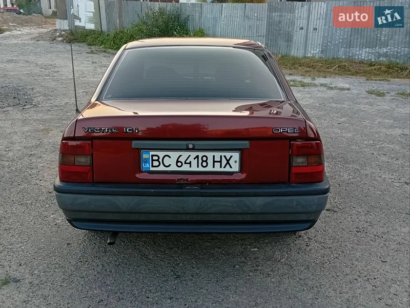 Opel Vectra 1991 VIN W0L000087M5048904 фото оголошення 3 з 44