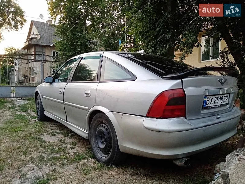 Opel Vectra 1999 VIN W0L0JBF68X7102749 фото оголошення 4 з 38