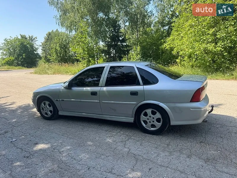 Opel Vectra 2000 VIN W0L0JBF19Y1132284 фото оголошення 10 з 55