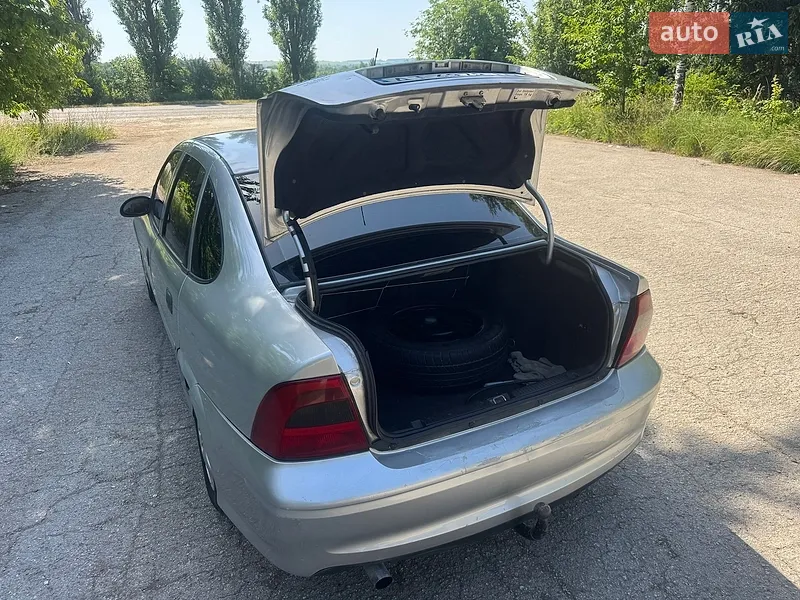 Opel Vectra 2000 VIN W0L0JBF19Y1132284 фото оголошення 12 з 55