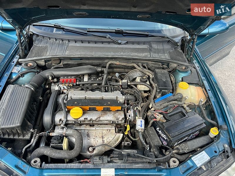 Універсал Opel Vectra 2001 в Житомирі
