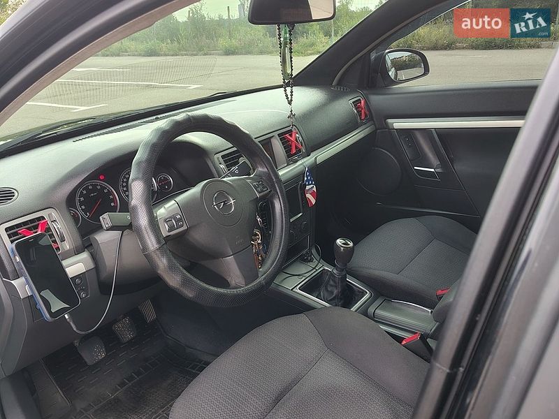 Лифтбек Opel Vectra 2007 в Днепре