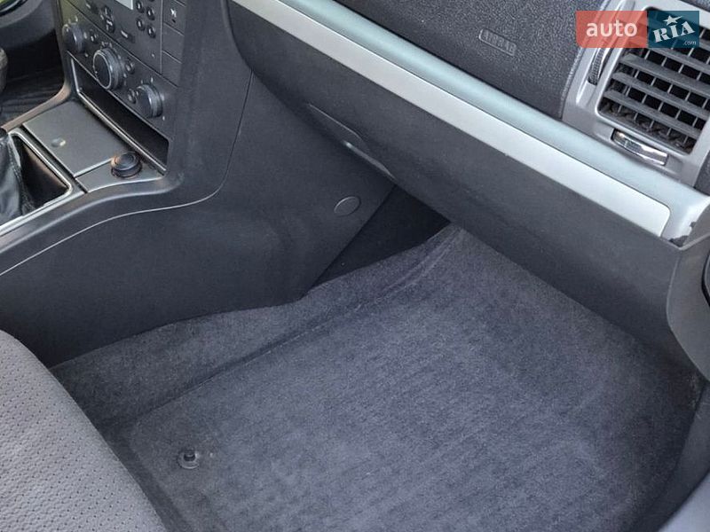 Универсал Opel Vectra 2007 в Луцке