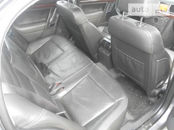Седан Opel Vectra 2004 в Ивано-Франковске