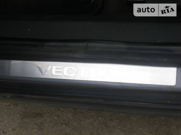 Седан Opel Vectra 2004 в Ивано-Франковске