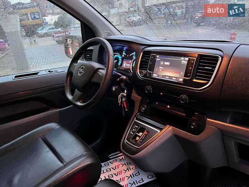Мінівен Opel Vivaro-e 2020 в Львові