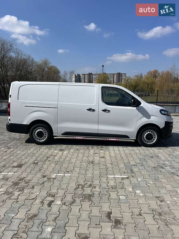 Вантажний фургон Opel Vivaro-e 2023 в Рівному