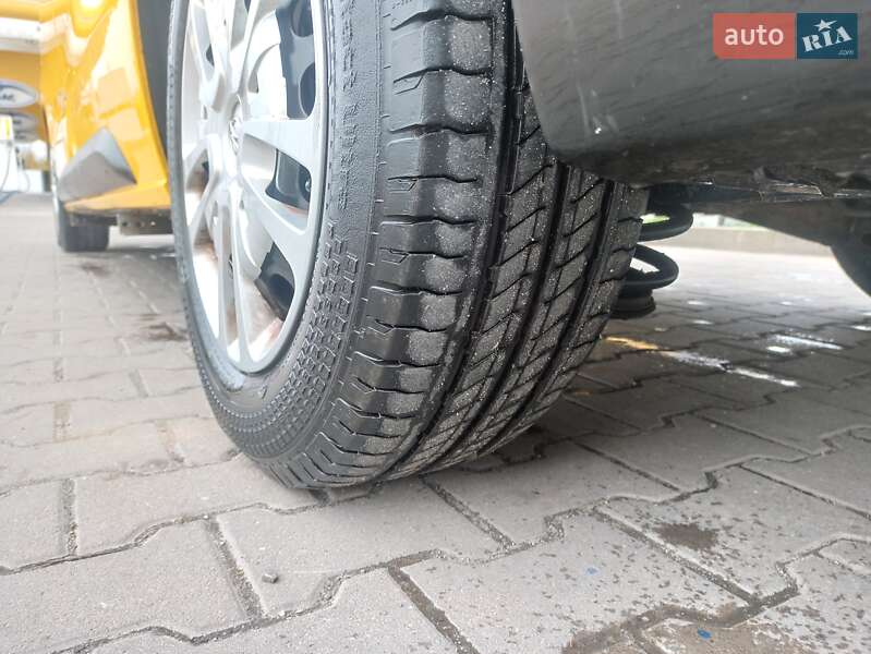 Грузовой фургон Opel Vivaro-e 2021 в Дубно