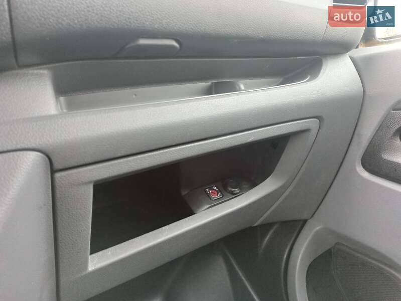 Грузовой фургон Opel Vivaro-e 2021 в Дубно