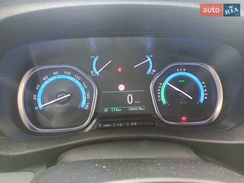 Грузовой фургон Opel Vivaro-e 2021 в Дубно