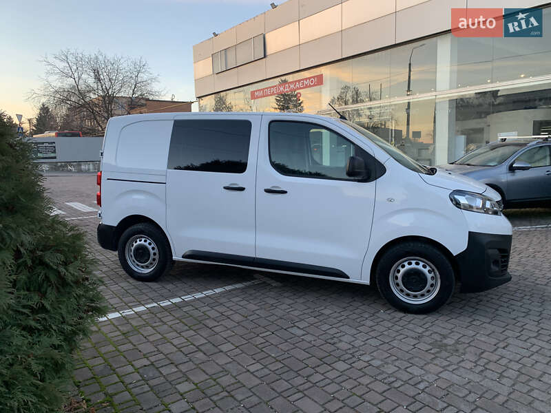 Микроавтобус грузовой (до 3,5т) Opel Vivaro-e 2022 в Ровно фото 9 Микроавтобус грузовой (до 3,5т) Opel Vivaro-e 2022 в Ровно