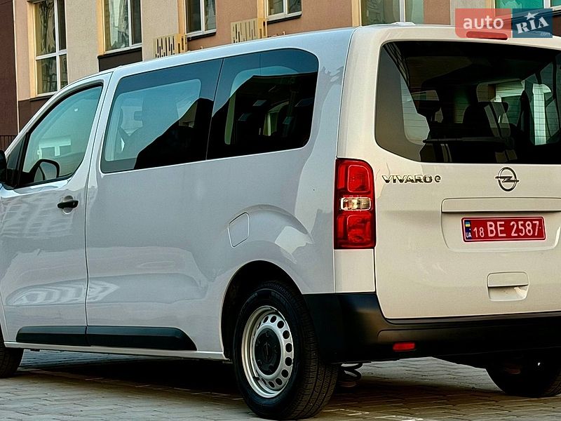 Минивэн Opel Vivaro-e 2023 в Ровно