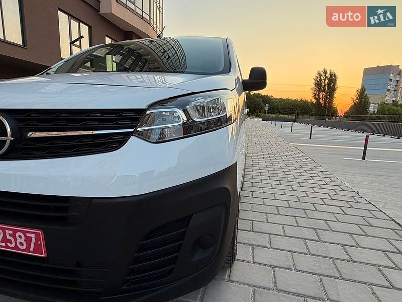 Минивэн Opel Vivaro-e 2023 в Ровно