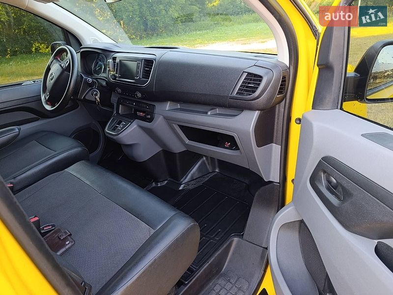 Мінівен Opel Vivaro-e 2021 в Теребовлі