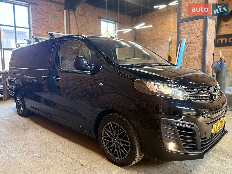Вантажний фургон Opel Vivaro-e 2021 в Житомирі