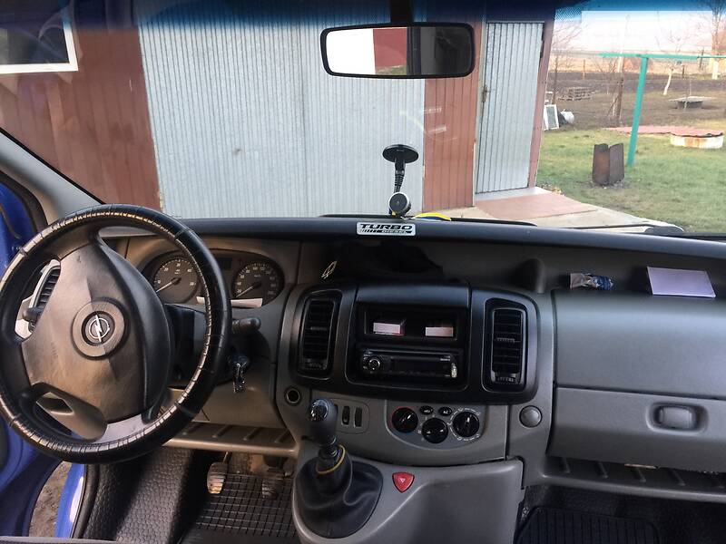 Opel Vivaro пасс.