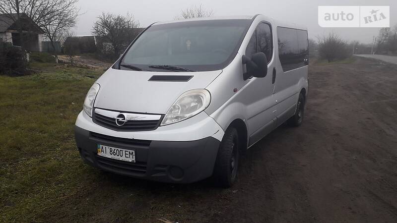 Opel Vivaro пасс.
