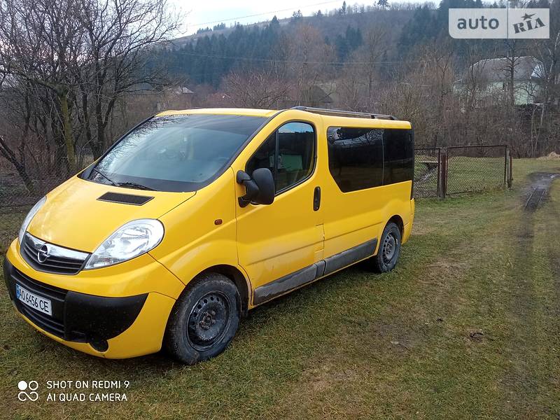 Opel Vivaro пасс.
