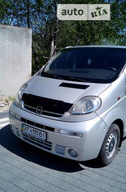 Минивэн Opel Vivaro пасс. 2002 в Надворной