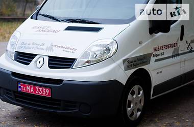 Вантажопасажирський фургон Opel Vivaro 2010 в Вінниці