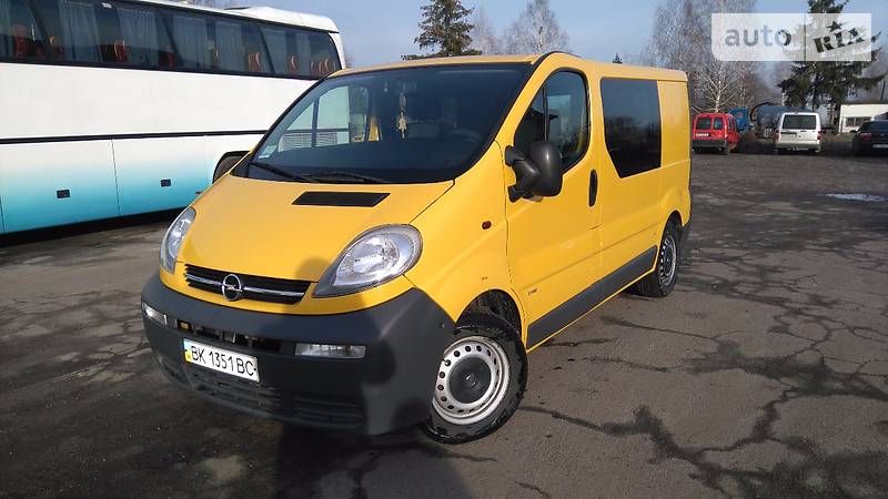 Мінівен Opel Vivaro 2004 в Володимирці
