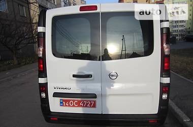 Грузопассажирский фургон Opel Vivaro 2015 в Виннице