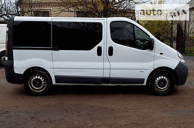 Минивэн Opel Vivaro 2002 в Староконстантинове