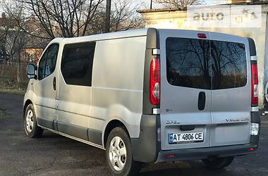Минивэн Opel Vivaro 2011 в 