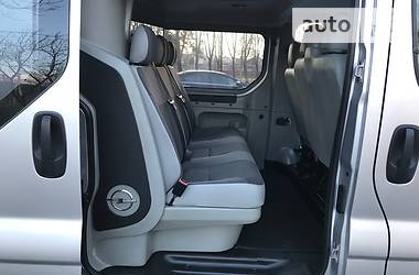 Минивэн Opel Vivaro 2011 в 