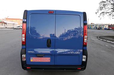 Грузопассажирский фургон Opel Vivaro 2014 в Полтаве