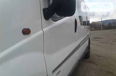 Минивэн Opel Vivaro 2004 в Виноградове