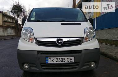 Минивэн Opel Vivaro 2015 в Ровно