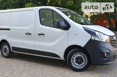 Вантажопасажирський фургон Opel Vivaro 2015 в Одесі