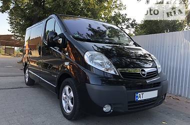 Грузопассажирский фургон Opel Vivaro 2008 в Коломые