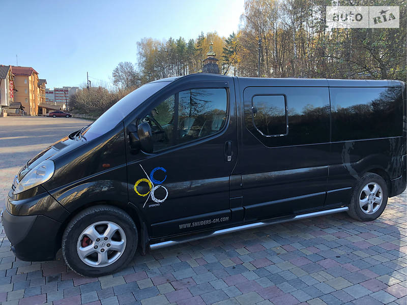 Грузопассажирский фургон Opel Vivaro 2009 в Тернополе