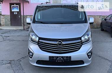 Мінівен Opel Vivaro 2016 в Києві