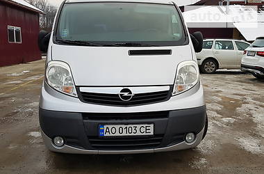 Мінівен Opel Vivaro 2008 в Ужгороді