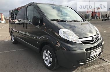 Универсал Opel Vivaro 2011 в Дубно