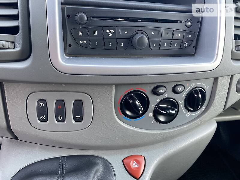 Універсал Opel Vivaro 2010 в Старокостянтинові