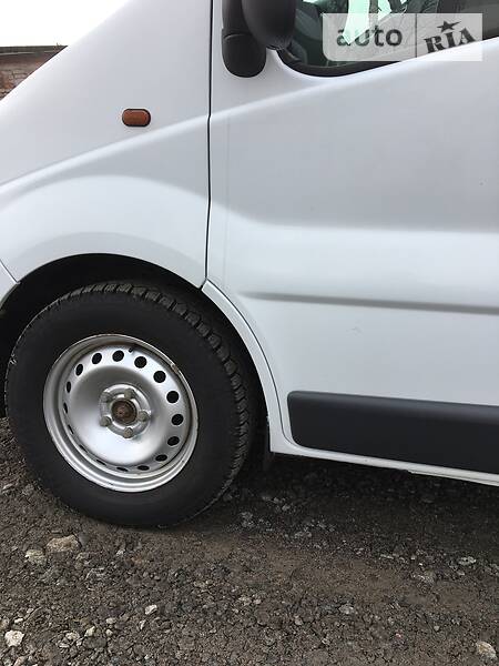 Вантажопасажирський фургон Opel Vivaro 2010 в Умані фото 5 Вантажопасажирський фургон Opel Vivaro 2010 в Умані