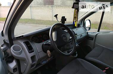 Вантажопасажирський фургон Opel Vivaro 2009 в 