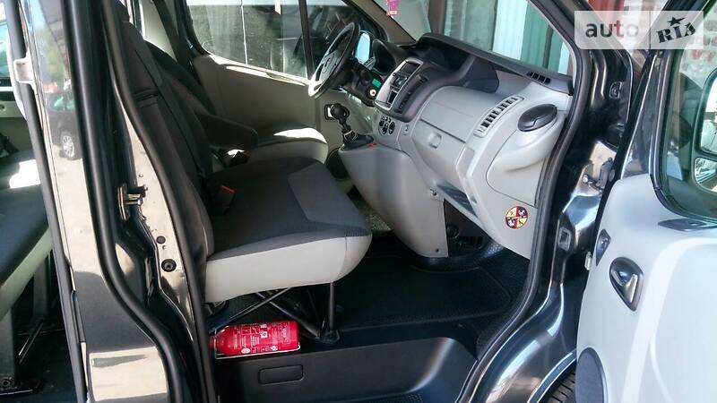 Мінівен Opel Vivaro 2013 в Буську
