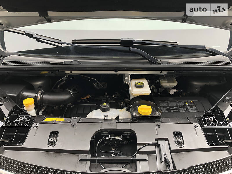 Мінівен Opel Vivaro 2015 в Козятині