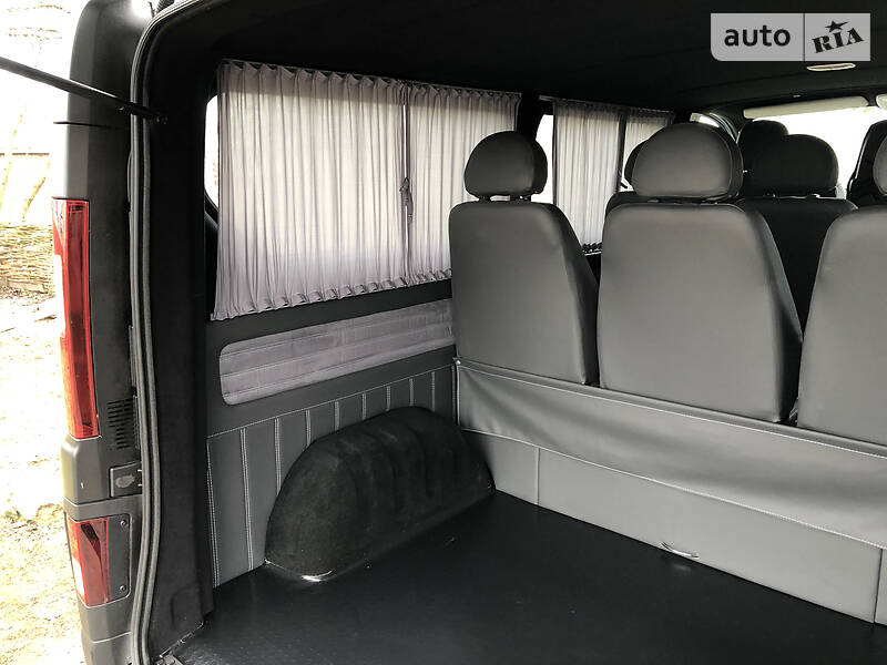 Мінівен Opel Vivaro 2015 в Козятині