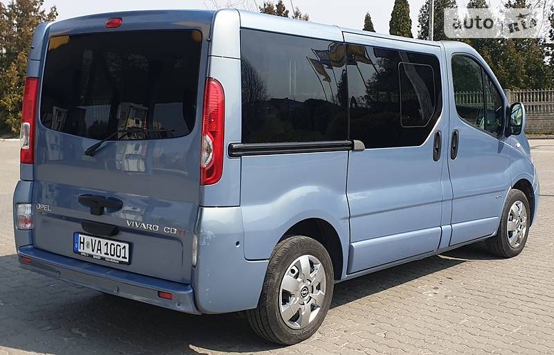 Мінівен Opel Vivaro 2011 в Ковелі