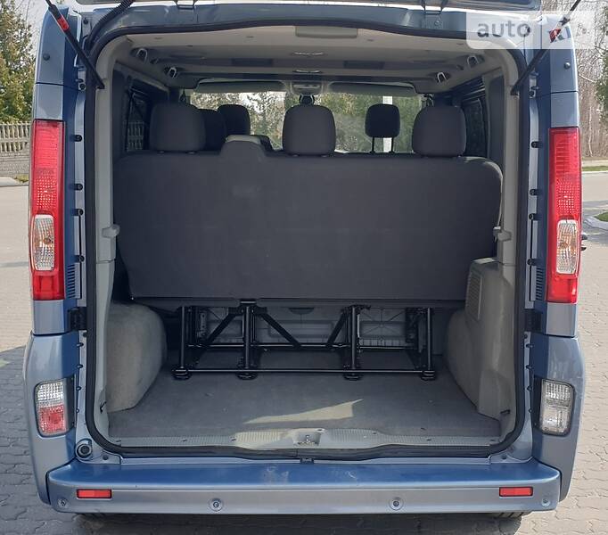 Мінівен Opel Vivaro 2011 в Ковелі